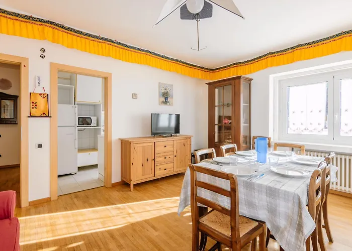 Cesa Giordi By Interhome * Canazei